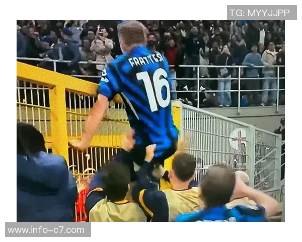 记者:加拉塔萨雷准备3500万欧租借强制买断报价弗拉泰西